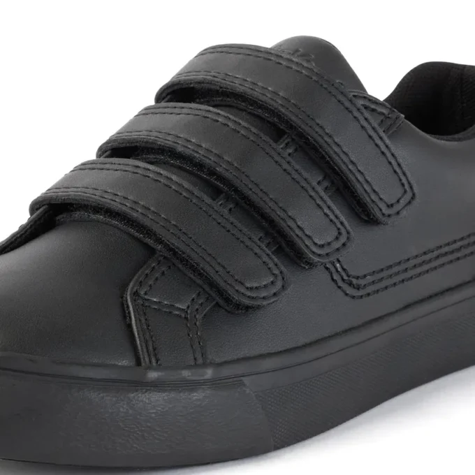 Junior Unisex Tovni Trip Leather Alternative Black